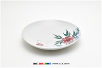 藏品(手繪菊花瓣型彩釉花卉紋盤)的圖片