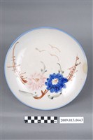 藏品(釉下多彩花卉紋盤)的圖片