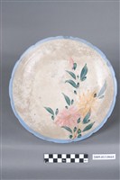 藏品(釉下多彩花卉紋盤)的圖片