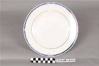 藏品(白釉青花弦紋圓盤)的圖片