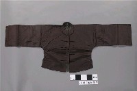 藏品(玄色絲緞對襟男外褂)的圖片