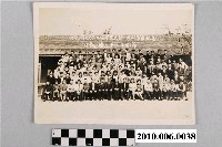 藏品(苗栗縣文苑國民學校第4屆畢業生第一次同學會紀念照)的圖片