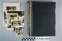 藏品(中學生校園一角合照)的圖片