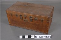 藏品(木製衣箱)的圖片