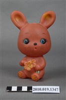 藏品(兔子玩偶)的圖片