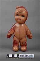 藏品(女孩玩偶)的圖片