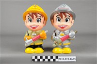 藏品(臺北市消防寶寶造型存錢筒組)的圖片