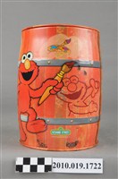 藏品(芝麻街木桶造型存錢筒)的圖片