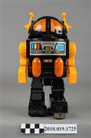 藏品(黑色機器人玩具)的圖片