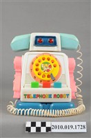藏品(機器人造型轉盤電話玩具)的圖片