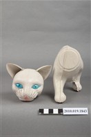 藏品(貓玩偶)的圖片