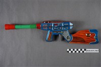 藏品(藍色金屬槍造型玩具)的圖片