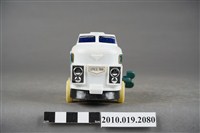 藏品(白色塑膠玩具車)的圖片
