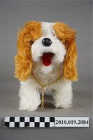 藏品(雙色電動狗玩偶)的圖片