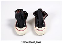 藏品(臺灣製帆布鞋)的圖片