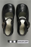 藏品(牛屋牌兒童皮鞋)的圖片