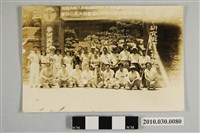 藏品(國防青年暑期戰訓參觀團參觀46年暑期青年戰鬥訓練駱駝大隊救護隊)的圖片