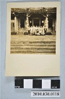 藏品(廟前合照)的圖片