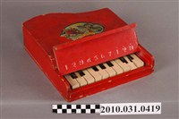 藏品(金龍牌玩具鋼琴)的圖片