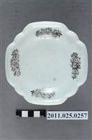 藏品(高腳白瓷瓷盤)的圖片