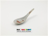 藏品(紅色花卉紋瓷湯匙)的圖片
