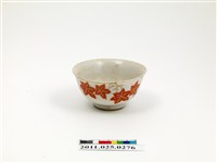 藏品(白瓷彩繪楓葉紋碗)的圖片