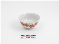 藏品(白瓷彩繪楓葉紋碗)的圖片