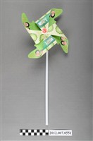 藏品(高雄市議員候選人郭建盟與高雄市長候選人陳菊風車競選宣傳品（綠）)的圖片