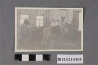 藏品(五名軍官視察環境)的圖片