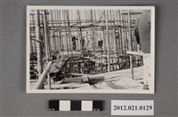 藏品(基地內工程工人與鷹架)的圖片