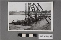 藏品(基地水面工程工人施工)的圖片