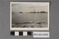 藏品(海軍基地碼頭海邊碎石塊)的圖片