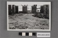 藏品(基地內廢棄空廠房)的圖片