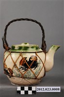 藏品(苗栗公館窯彩繪螃蟹茶壺)的圖片