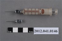 藏品(針筒一組)的圖片