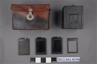 藏品(腰平式照相機)的圖片