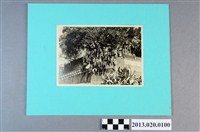 藏品(光明照相館中華日報水裡坑讀者旅行團於安平城合影留念)的圖片