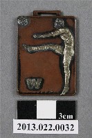 藏品(早大蹴球部蹴球校內大會紀念獎牌)的圖片