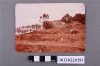 藏品(張星賢等五人於墓園合影)的圖片