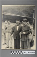 藏品(蔣中正聽取簡報)的圖片