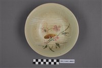 藏品(花卉紋綠釉碗)的圖片