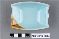 藏品(藍釉雙色壓花回紋碟)的圖片