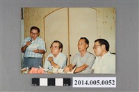 藏品(吳錦煌先生與南商同班同學餐聚合影其二)的圖片