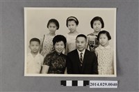 藏品(胡宇傑全家福黑白照)的圖片