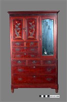 藏品(朱漆松鶴遐齡貼木合櫥)的圖片