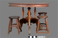 藏品(圓型餐桌與桌椅組)的圖片