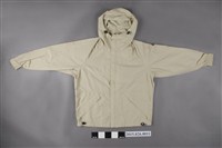 藏品(卡其色連帽外套)的圖片