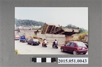 藏品(921地震臺中太平一江橋斷裂)的圖片