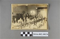 藏品(張星賢與東京台灣同鄉會會員聚餐合照)的圖片