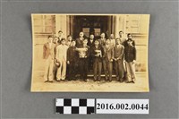 藏品(張星賢任職滿鐵時期代表滿州隊參加比賽於賽後與長官、隊友合照)的圖片